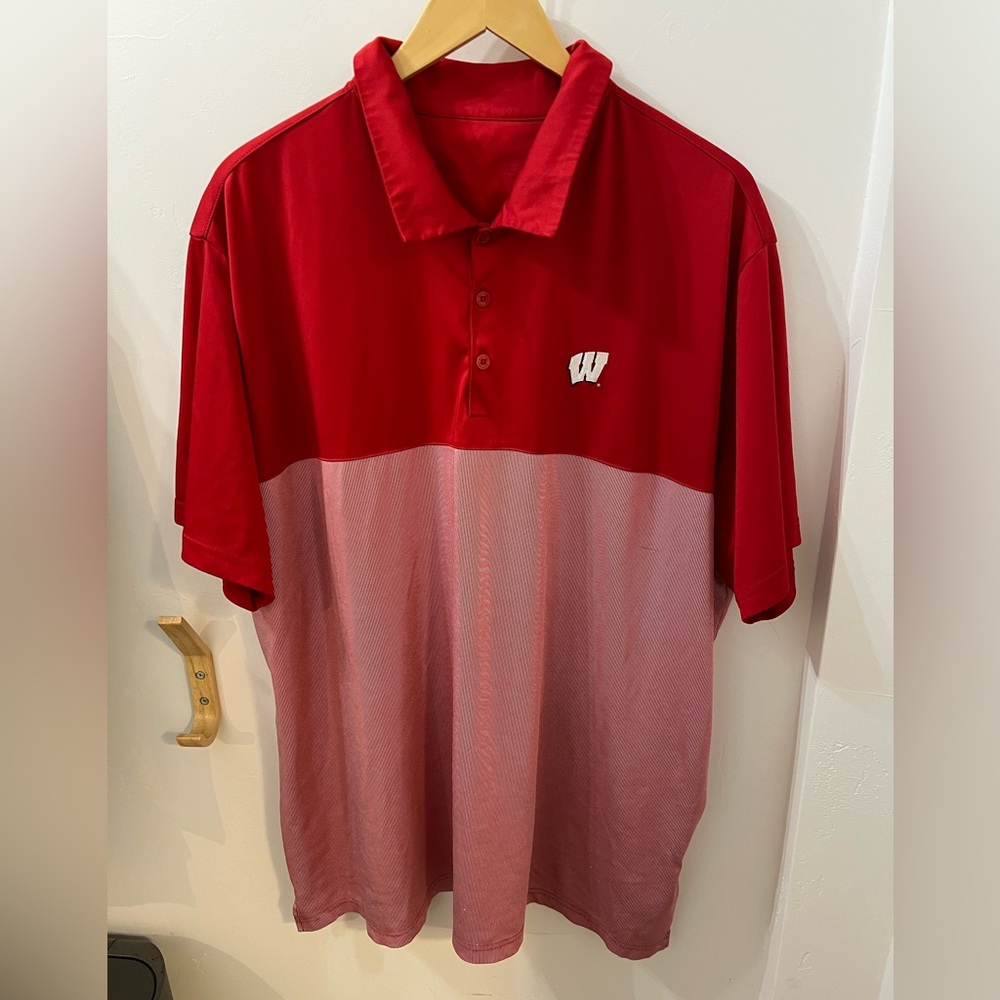 Men’s Red Wisconsin Badgers Golf Polo Shirt